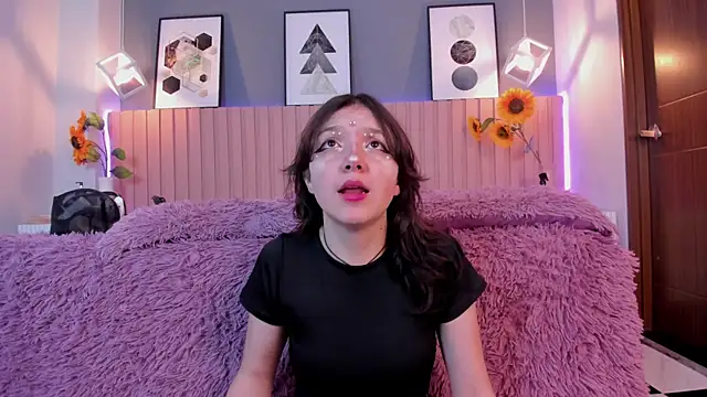 Nina Ford online show from April 26, 12:03 pm