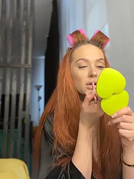 LittleFox    online show from February 22, 7:20 am