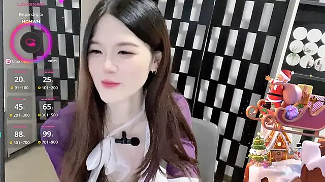 Snapshot of Yueyue-MM chatting on September 29, 1:32 am Yueyue-MM online show from September 29, 1:32 am