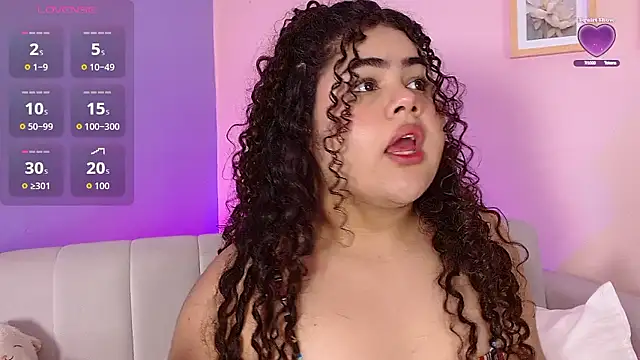 lourdes moon22 online show from January 8, 1:04 pm