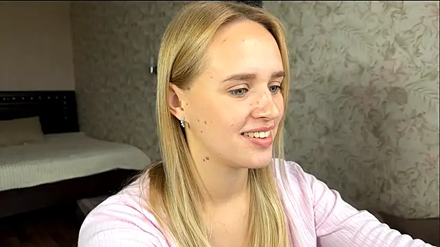 Snapshot of ElisabetLorney chatting on September 25, 8:24 am ElisabetLorney online show from September 25, 8:24 am
