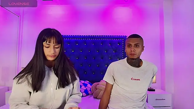 Damian and roxanne online show from April 25, 12:41 pm