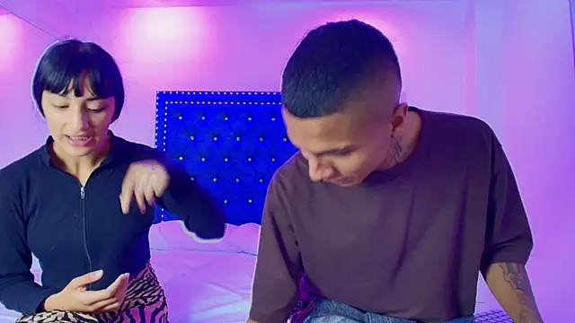 Damian and roxanne online show from January 7, 12:41 pm