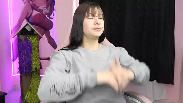 Zulema R1 online show from April 27, 10:18 pm