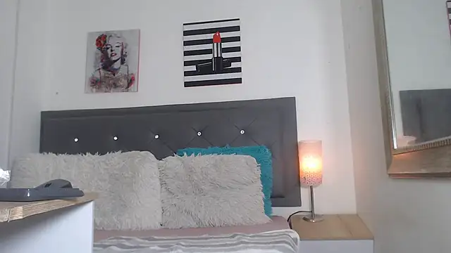 madison  love  online show from September 21, 7:23 pm