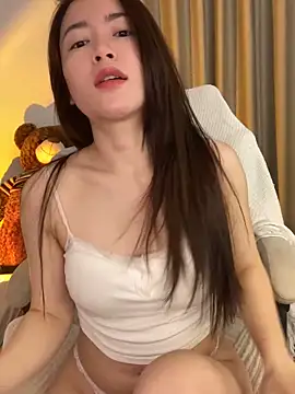 MoLi0066 online show from March 5, 8:21 am