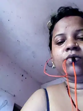 Cute-Priya2 online show from April 25, 10:29 am