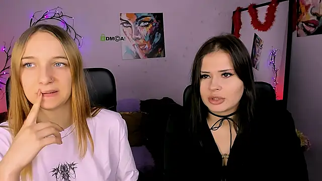 keylas moan online show from December 3, 8:11 pm