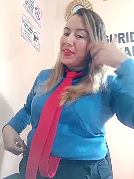 Hannah-colx online show from April 27, 1:19 pm