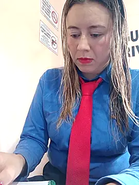 Hannah-colx online show from April 25, 4:59 pm