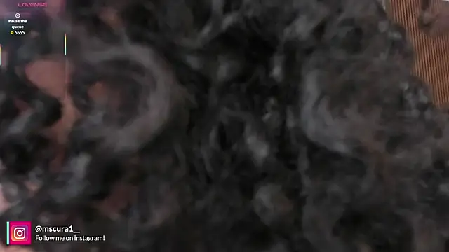 miss curazao online show from April 11, 12:20 pm