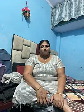 hotymarry online show from May 25, 7:51 am
