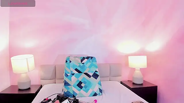 sofiiacarson online show from April 27, 7:44 pm