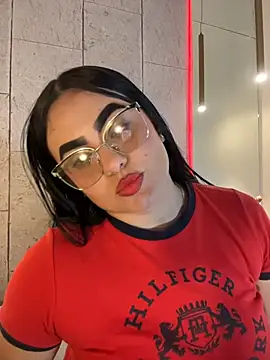 sofiiacarson online show from June 9, 8:08 pm