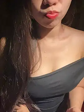 Yumii 09 online show from January 9, 8:35 pm