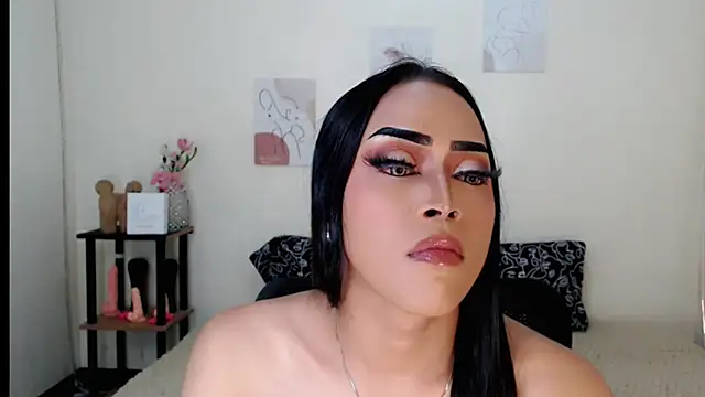 Lessandra Lust online show from October 3, 7:02 am