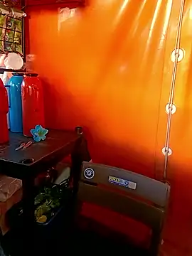 Sol Sunny online show from April 25, 9:23 pm