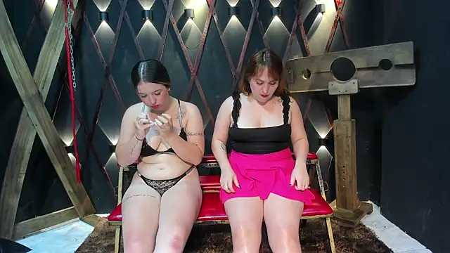 BDSM Vantablack   online show from June 12, 7:44 pm