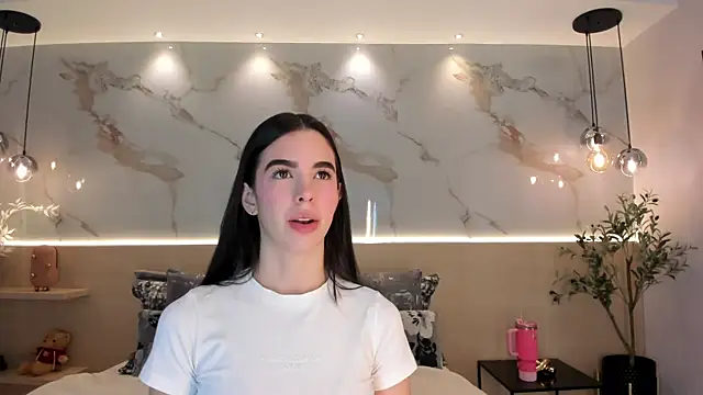 SolAvelar online show from April 23, 11:40 pm