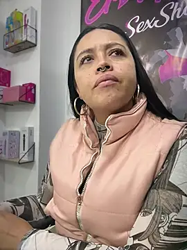 -Mia1 online show from February 14, 12:40 pm