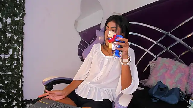 babilett online show from April 25, 9:01 pm