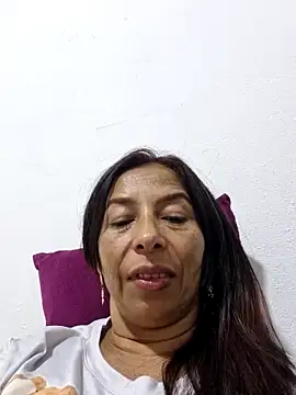 Snapshot of maleja23 chatting on October 17, 1:31 am maleja23 online show from October 17, 1:31 am