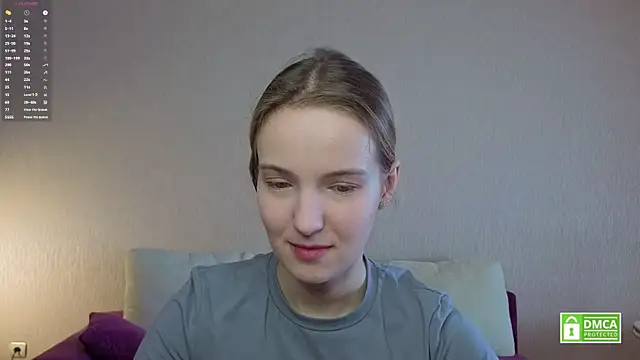 HongTomczak online show from April 23, 7:38 am