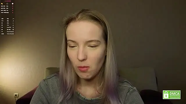 HongTomczak online show from April 3, 7:50 am