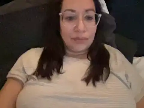 RosaFreya online show from March 11, 9:13 am