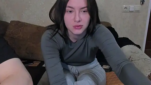 muuur fam online show from January 8, 8:35 pm