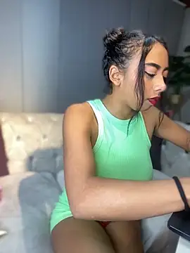 Snapshot of Salome_pink1 chatting on October 7, 1:10 am Salome pink1 online show from October 7, 1:10 am