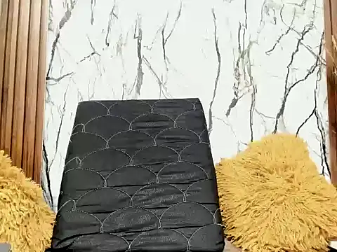 teilor dreamse online show from September 12, 4:14 pm