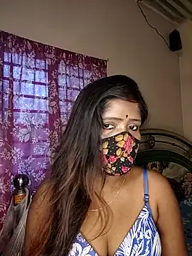 Love143A online show from June 8, 3:29 am