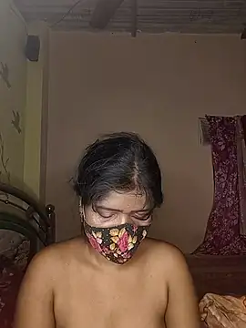 Love143A online show from April 26, 6:05 pm