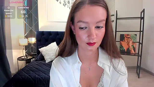 LoraSunnyy online show from September 13, 8:33 am