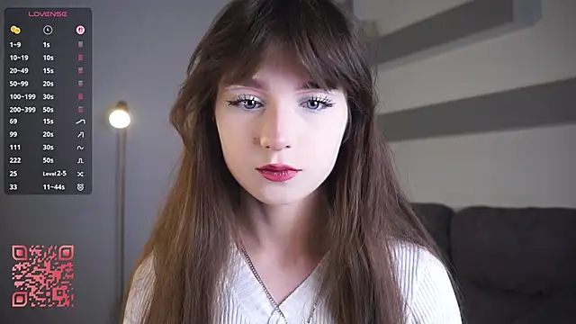 Snapshot of DreamyDaisy chatting on October 3, 6:24 pm DreamyDaisy online show from October 3, 6:24 pm