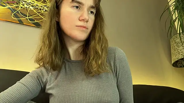 velina   online show from November 6, 6:14 pm