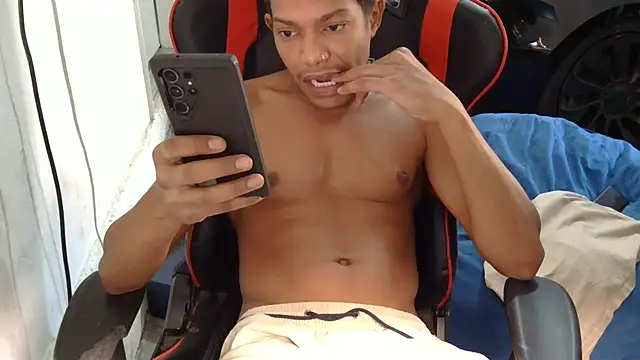 Gmajor online show from October 3, 8:03 pm