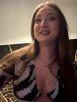 Snapshot of RebekaRose chatting on October 13, 10:34 pm RebekaRose online show from October 13, 10:34 pm