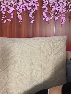 Mya lorenz online show from March 6, 10:10 am