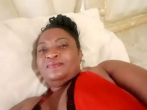 Snapshot of sexylips71 chatting on October 2, 9:03 am sexylips71 online show from October 2, 9:03 am