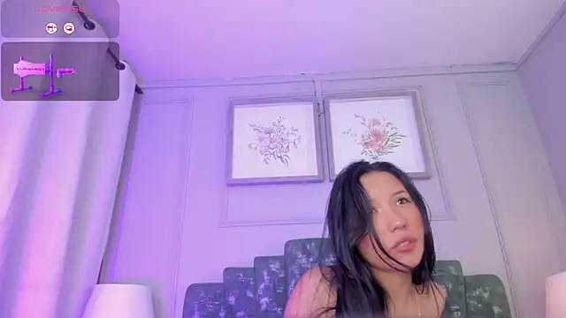 lux bitchx online show from April 25, 4:04 am