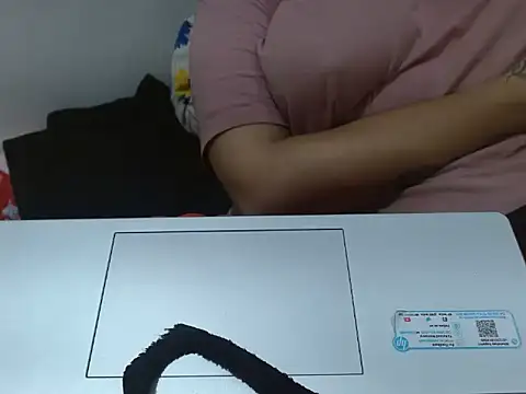 Nataliya Singh online show from April 25, 5:43 pm