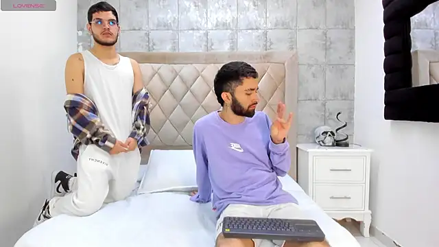 marcoAndMathew online show from October 13, 12:52 pm