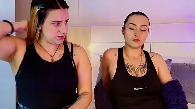 Snapshot of Dakota_Megan_69 chatting on October 20, 2:42 pm Dakota Megan 69 online show from October 20, 2:42 pm