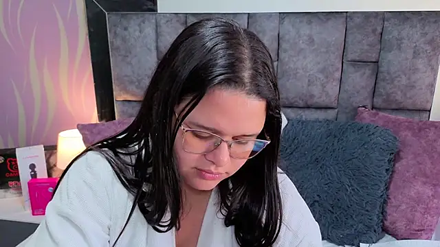 Snapshot of SamanthaPaImer chatting on October 6, 8:02 pm SamanthaPaImer online show from October 6, 8:02 pm