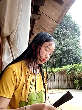 Snapshot of hera-00 chatting on September 19, 2:54 am hera-00 online show from September 19, 2:54 am