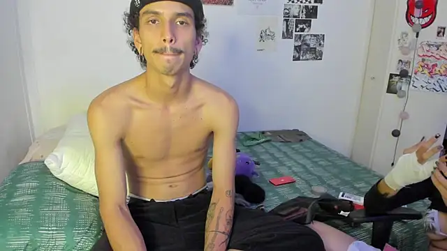 lordpussy   online show from August 4, 3:01 am