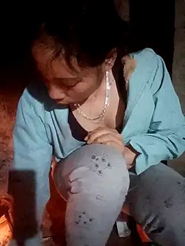 Phuong xxx online show from February 7, 10:35 pm