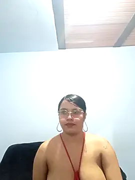 sweety hot online show from September 12, 8:45 am